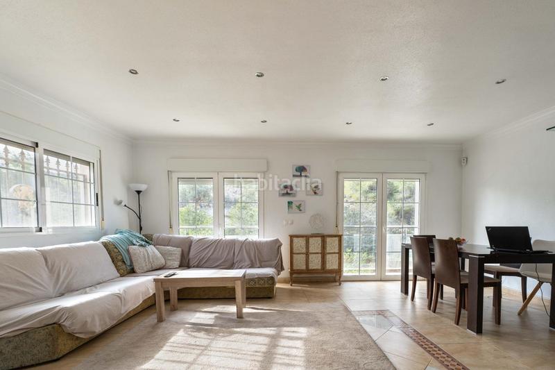 Foto c2445bfa-de30-43c9-863b-0396e7f3e678. Casa aparellada amb calefacció aparcament a Rojales