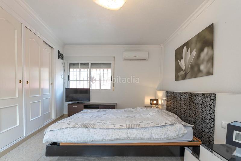 Foto 1027c9dd-8807-484a-8873-d96f9514ea38. Maison jumelée avec chauffage parking dans Rojales