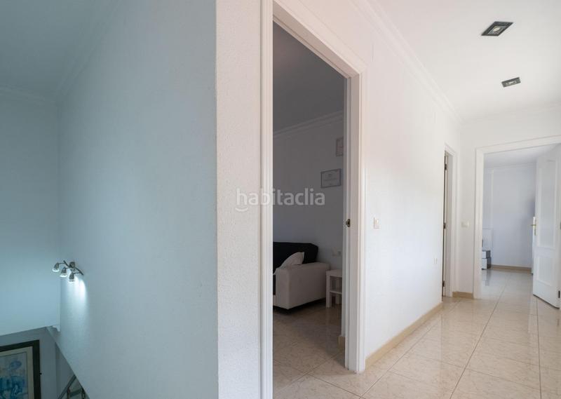 Foto bcd4d9cd-2f72-4856-be2e-b8e42e60bcc0. Maison jumelée avec chauffage parking dans Rojales