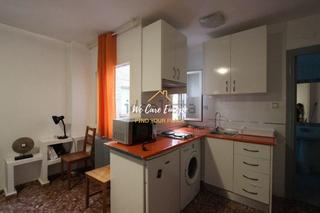 Location Studio  Calle calle doctor guirao gea, 1