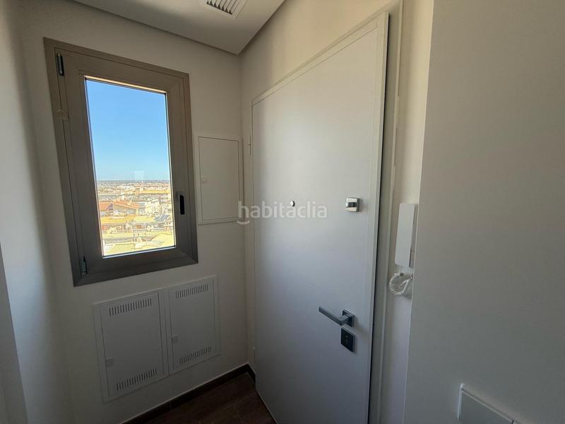 Foto 4c4e048f-e89a-4b68-a8b7-cd354464baf7. Àtic amb calefacció aparcament piscina a Playa Tamarit-Playa Lissa Santa Pola