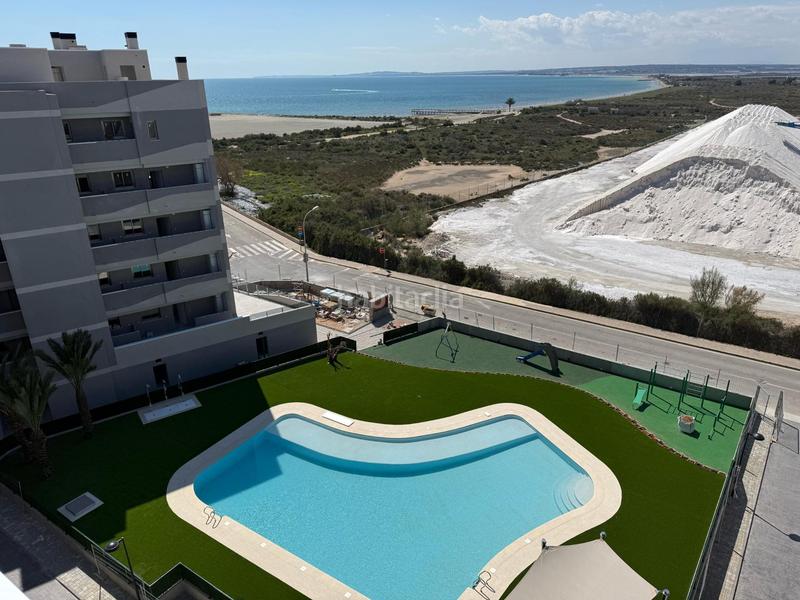 Foto 676c4fd8-f12a-451b-acf1-cf8495b728a0. Àtic amb calefacció aparcament piscina a Playa Tamarit-Playa Lissa Santa Pola