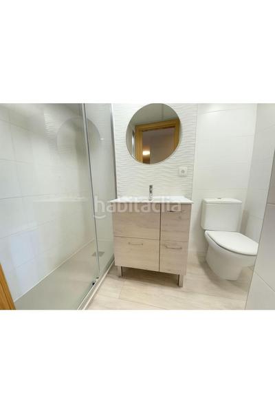 Foto e9569de3-ef42-4035-bef4-b665b636dd44. Lloguer apartament amb calefacció aparcament piscina a Alicante
