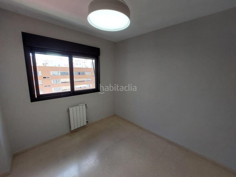 Foto 1883afad-7c9a-4529-8d59-0212c5078b2a. Rent apartment with heating parking pool in Garbinet - Parque de las Avenidas Alicante