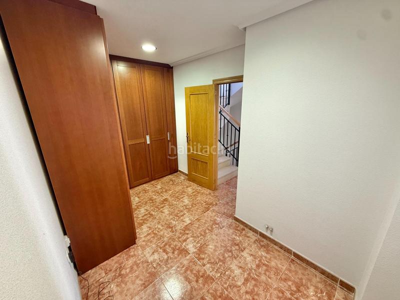 Foto 9dec458a-1020-4018-9b05-d471425d39bc. Casa adosada en El Travaló - Martínez Valero Elche / Elx