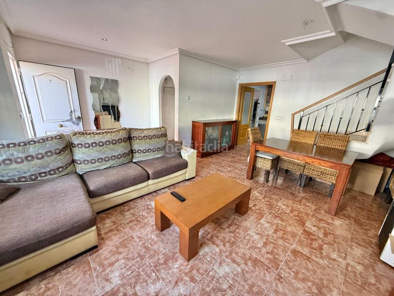 Foto c8bd434e-67ad-49bd-a1d1-b738d1d32459. Casa adossada amb aparcament a El Travaló - Martínez Valero Elche / Elx