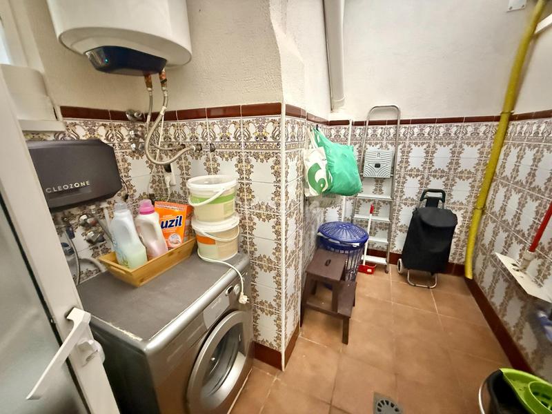 Foto 1f20b690-a906-49d1-9f03-fabd1cf0d3b3. Maison jumelée avec parking dans El Travaló - Martínez Valero Elche / Elx