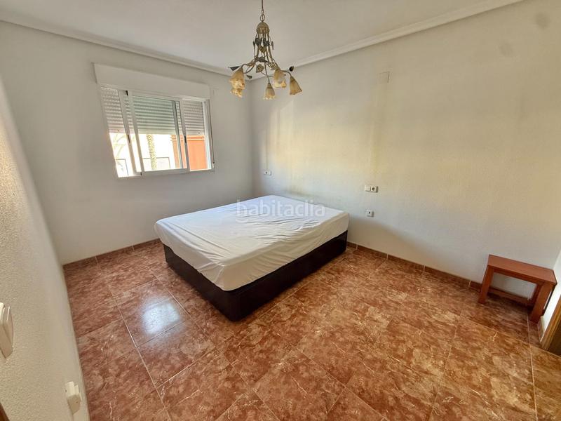 Foto 42efb8bb-a025-4e13-8d64-3612799bfce8. Maison jumelée avec parking dans El Travaló - Martínez Valero Elche / Elx