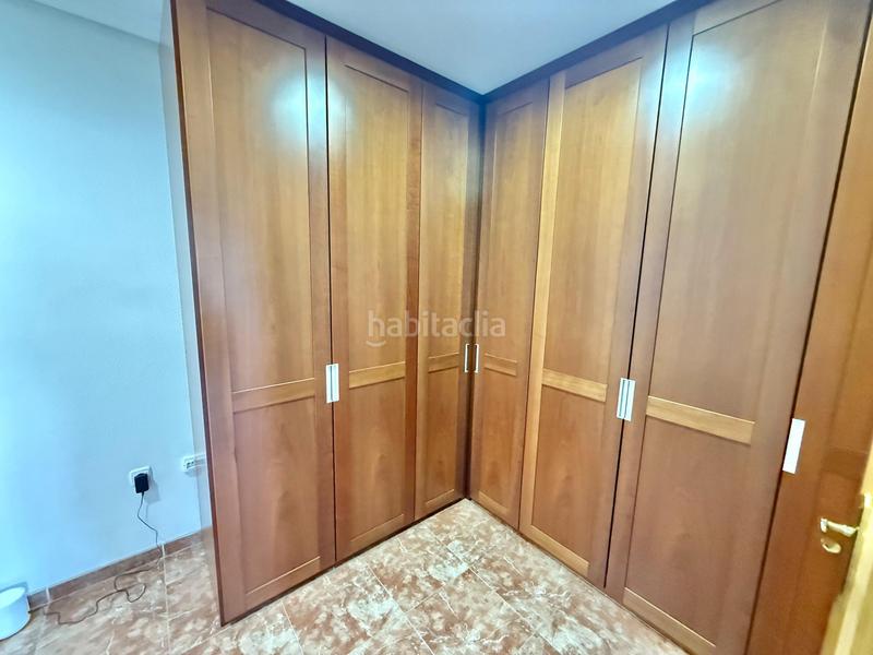 Foto fcb996be-79dd-4c0d-a8fd-c6bdc462ead9. Maison jumelée avec parking dans El Travaló - Martínez Valero Elche / Elx