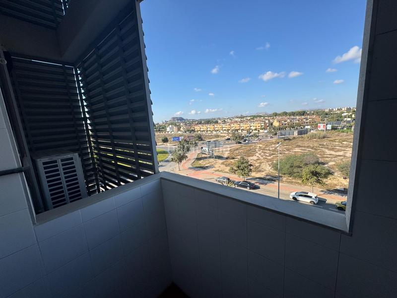 Foto 74a327ce-05b1-4772-ad7b-a6c101ed0c9b. Location appartement avec chauffage parking piscine dans Alicante