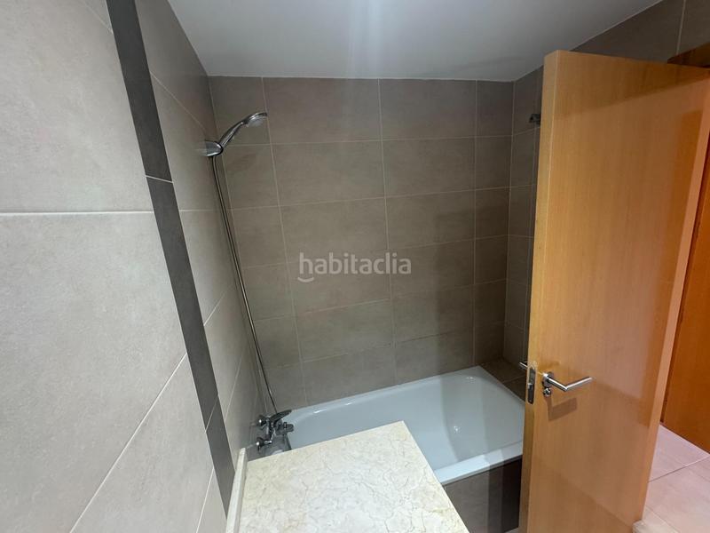 Foto 99a8e40d-10b8-4745-b914-709398fbc6a6. Location appartement avec chauffage parking piscine dans Alicante