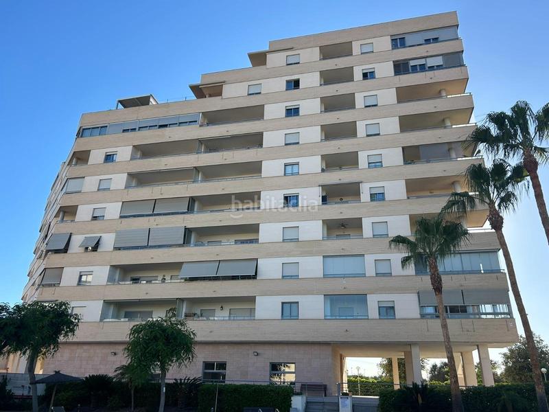 Foto 51ef243a-654a-4147-8e0a-a85e23b2c1a4. Rent flat with heating parking pool in PAU 5 Alicante