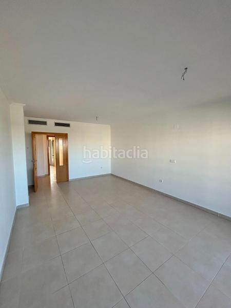 Foto e313bdf1-b02f-42d2-b4b6-7bf3c24d0ef1. Rent flat with heating parking pool in PAU 5 Alicante