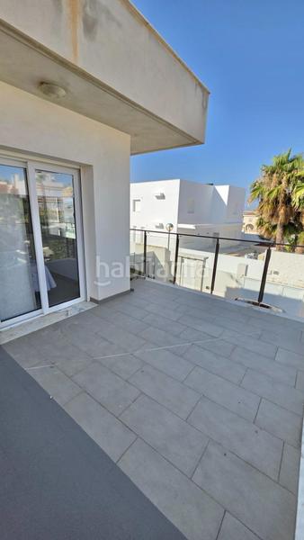 Foto bf2e5650-8000-4deb-bd35-d443375852db. Chalet con riscaldamento parcheggio piscina in Monte y Mar Santa Pola