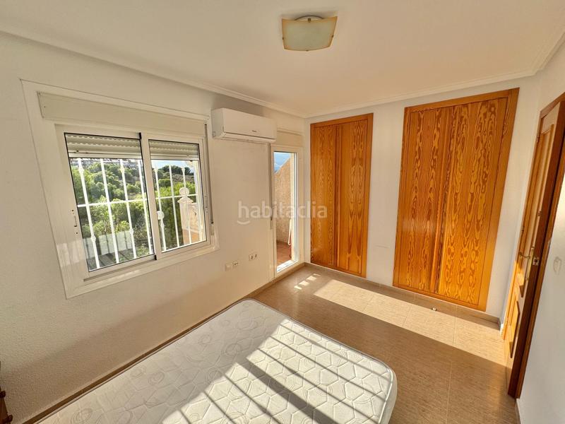 Foto dcab3ebe-b71f-49b6-8c41-2b6783686155. Casa a schiera con riscaldamento piscina in Monte y Mar Santa Pola