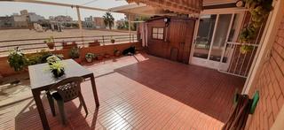 Location Appartement  Avenida jarales de los. Impecable piso en alquiler con terraza y vistas amplias en ciuda