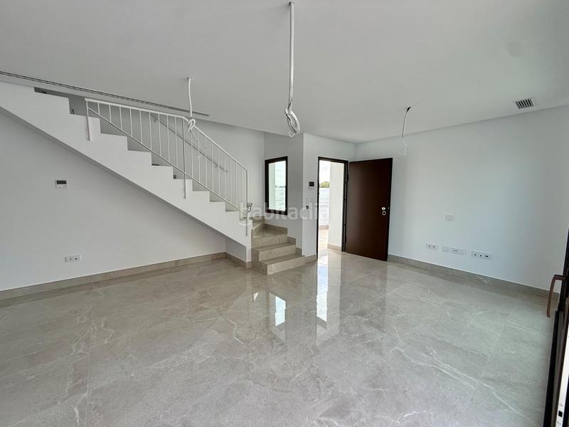 Foto 4a7fd2d9-6349-4a89-8c4e-9c52e6765be1. Chalet dans calle calle irlanda dans La Marina Elche / Elx