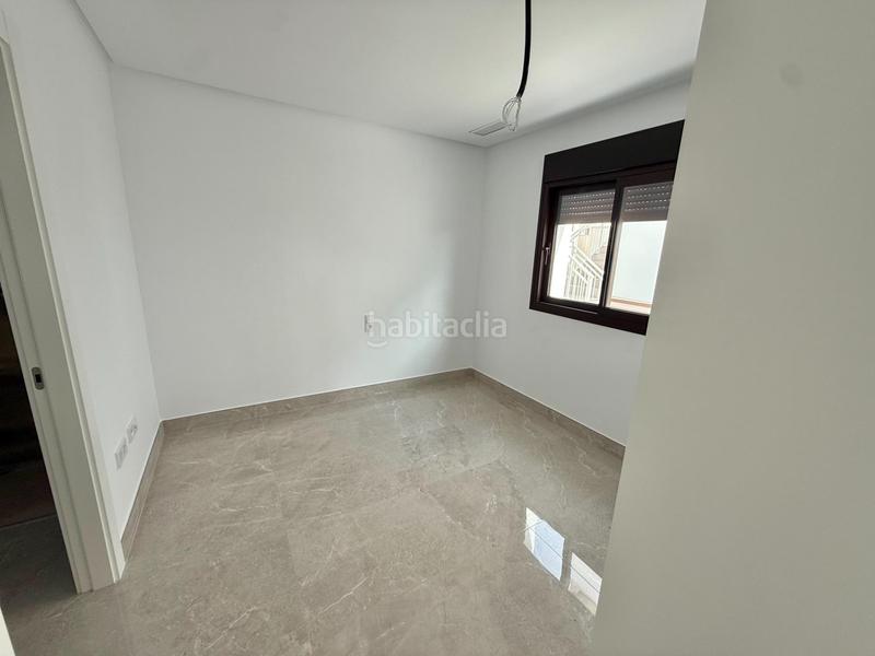 Foto 71adceb7-5ab8-43dc-9908-10bca8939625. Chalet dans calle calle irlanda dans La Marina Elche / Elx