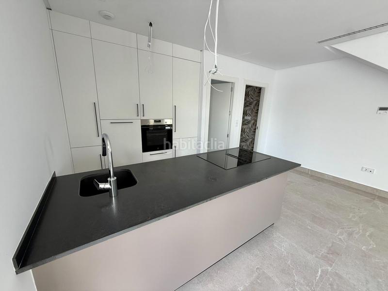 Foto e5a9ce9e-fb54-4270-9e3a-3df28819c41f. Chalet dans calle calle irlanda dans La Marina Elche / Elx