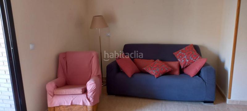 Foto 6ad963aa-2d80-4223-878a-9897b5fba18d. Lloguer apartament amb calefacció piscina a Paus - Polígono San Blas Alicante
