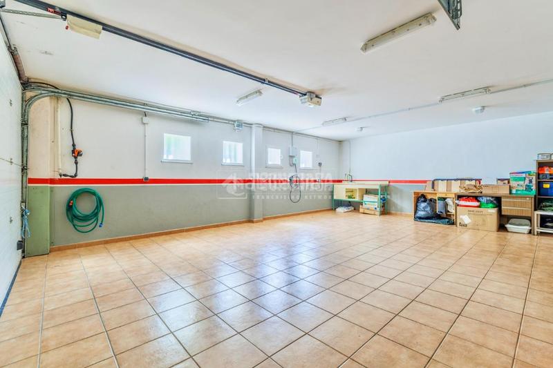 Foto 3964ca9f-f819-401c-aac7-2415f2b009ba. Maison avec chauffage parking piscine dans Cabanillas del Campo