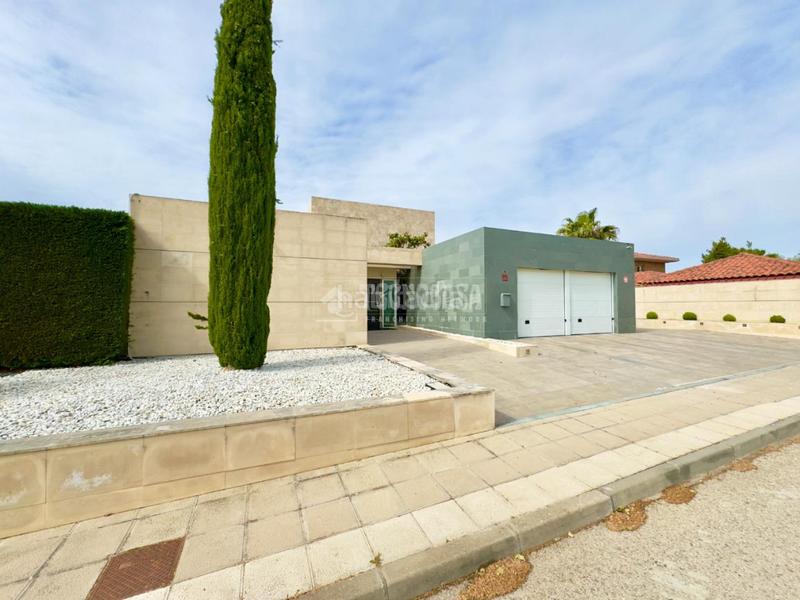 Foto 27b2ce90-eae3-4605-a233-4090ef7a655b. Casa amb calefacció aparcament a Cabanillas del Campo