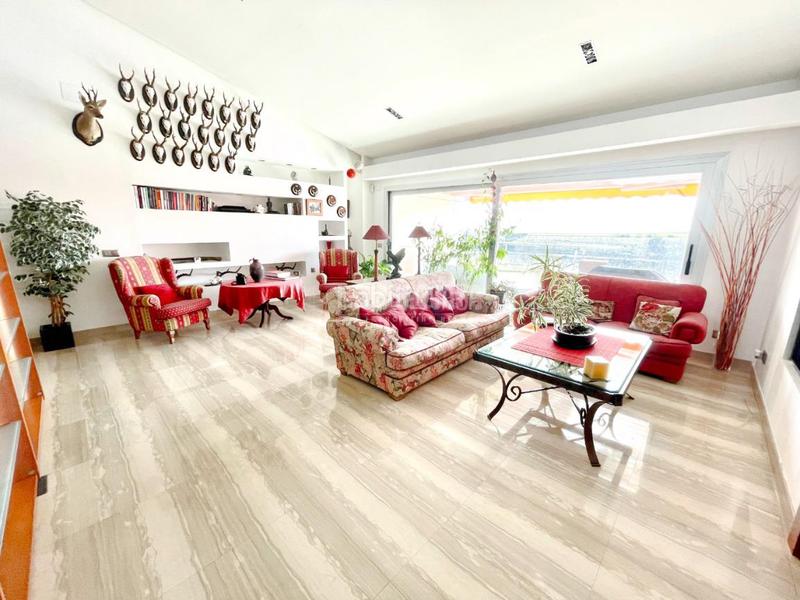 Foto 544b32d3-ff62-4455-be15-7174d3c684e6. Casa amb calefacció aparcament a Cabanillas del Campo