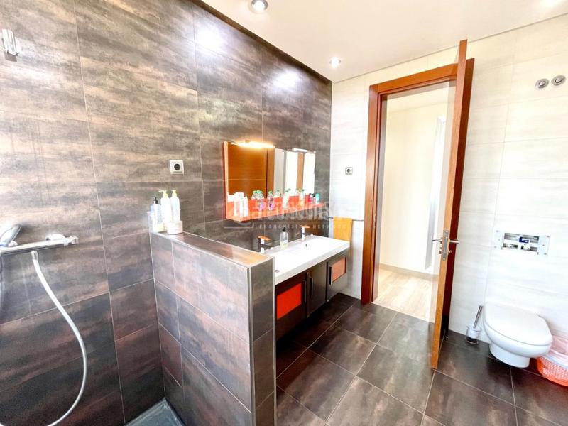 Foto 8758fa35-ef56-4fbd-81f1-e931e05f932f. Casa amb calefacció aparcament a Cabanillas del Campo