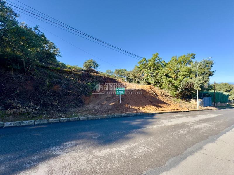 Foto ac01a2ee-5d3a-4ac4-bfaf-37cbd92743cd. Terreno residencial terrenos en venta en Valdeaveruelo