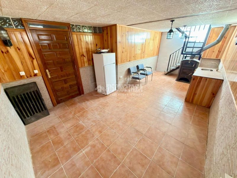 Foto 186622bc-106a-48d4-8102-fc578cb8db43. Casa amb calefacció aparcament a Cabanillas del Campo