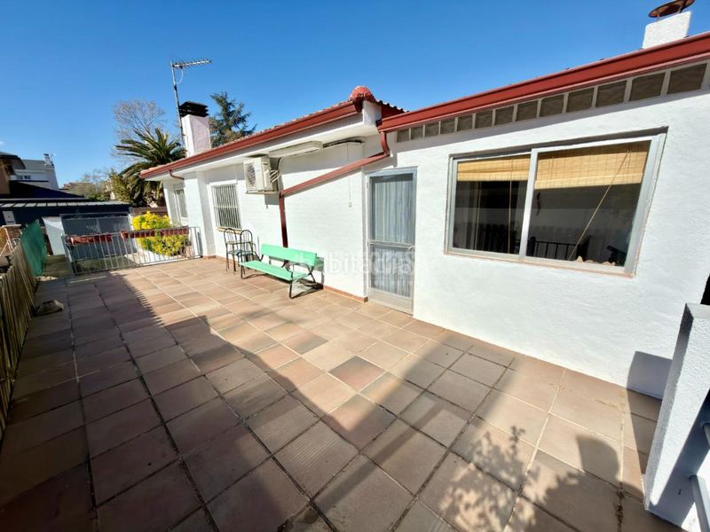 Foto f7a7304a-c655-4936-aa83-a7156f2a1d99. Casa amb calefacció aparcament a Cabanillas del Campo