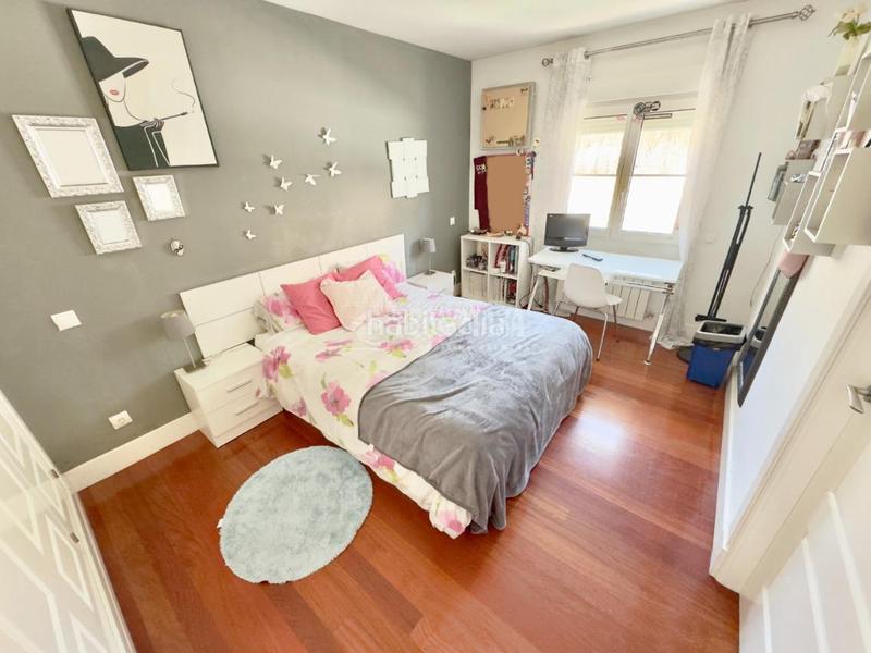 Foto f562e667-eded-4030-8afb-42794c8a0c2b. Casa amb calefacció aparcament piscina a Cabanillas del Campo