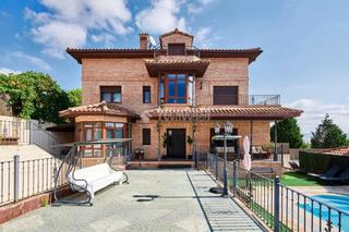 House in Cabanillas del Campo. Casa en venta en cabanillas del campo