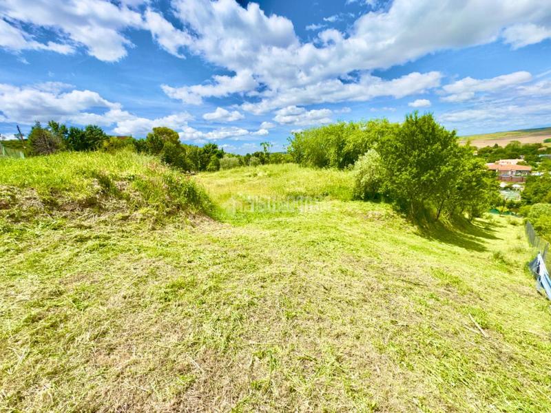 Foto 4e6ced5a-5c56-4478-80dc-8d742ee5fe8b. Terreno residenziale in Valdeavero