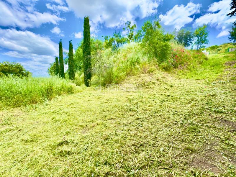 Foto e13cf3fa-9437-447d-b7a8-20c54baa0344. Terreno residenziale in Valdeavero