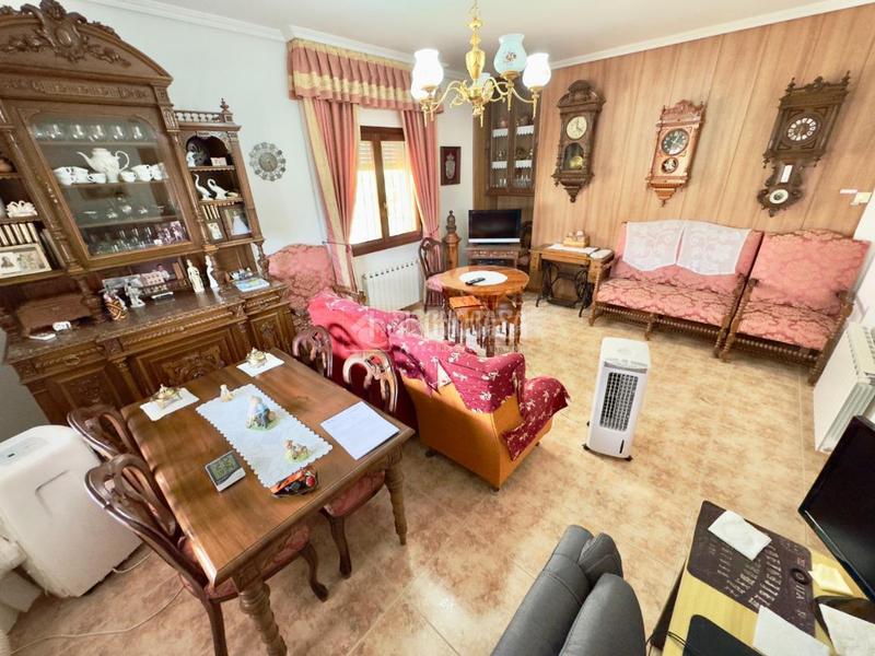 Foto 77fc533c-69f4-43fd-b099-0ec74176a801. Casa con riscaldamento parcheggio in Cabanillas del Campo