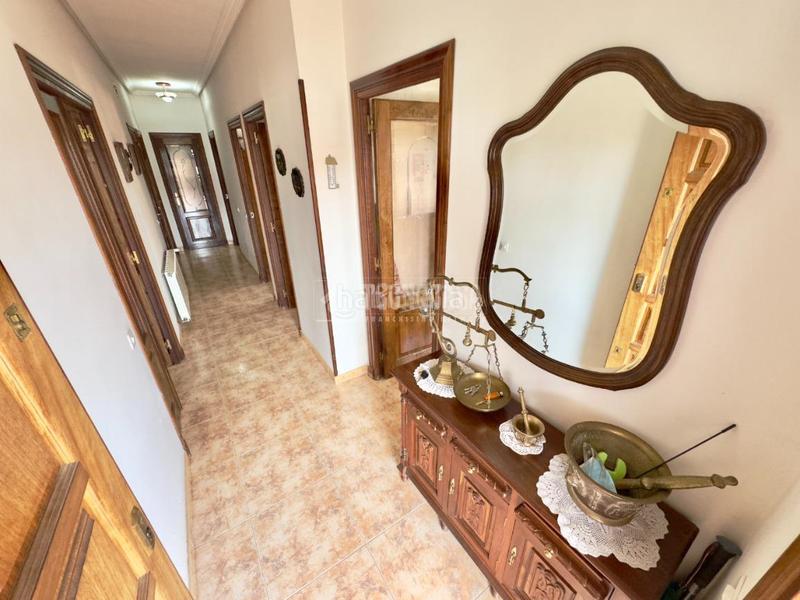 Foto 916cb0b9-55b5-4d5f-b185-82e61327c9a2. Casa con riscaldamento parcheggio in Cabanillas del Campo