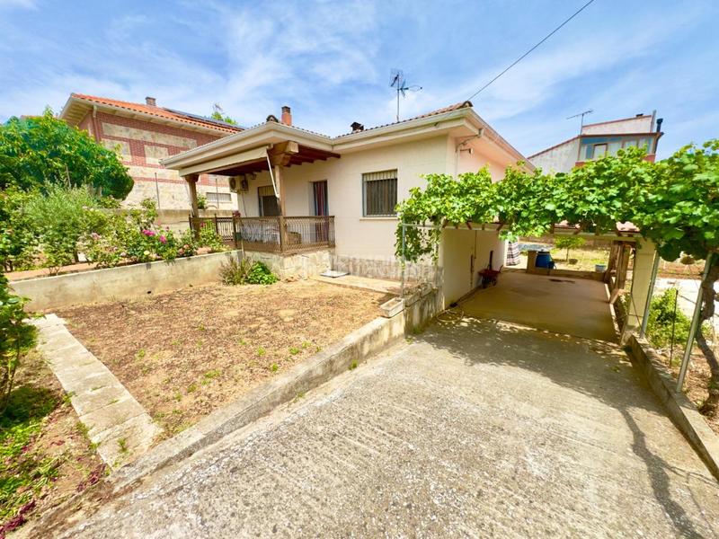 Foto d2d89285-3ea0-426c-aa55-9e5fd6ba6fae. Casa con riscaldamento parcheggio in Cabanillas del Campo