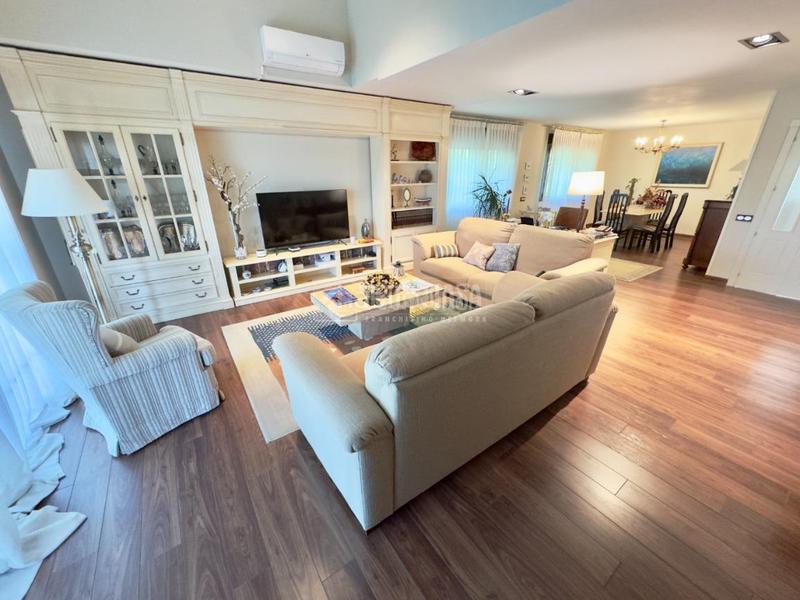 Foto 1d7c7f11-d8e8-4dec-a859-1941c6957945. Casa amb calefacció a Cabanillas del Campo