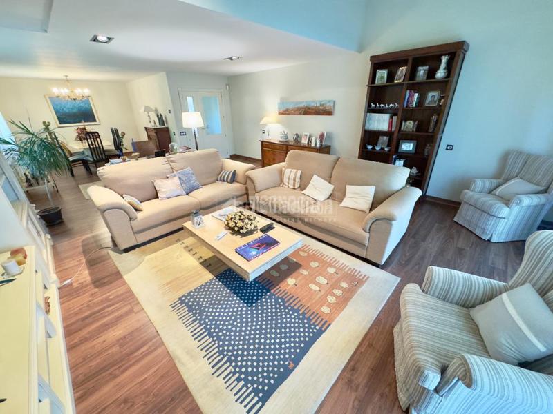 Foto 5b454c61-1f94-4b7b-815d-5ab316229898. Casa amb calefacció a Cabanillas del Campo