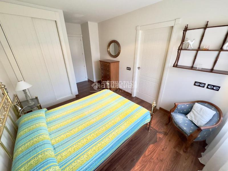 Foto d0ec51f2-b383-4cbc-8712-66726a2eba35. Casa amb calefacció a Cabanillas del Campo