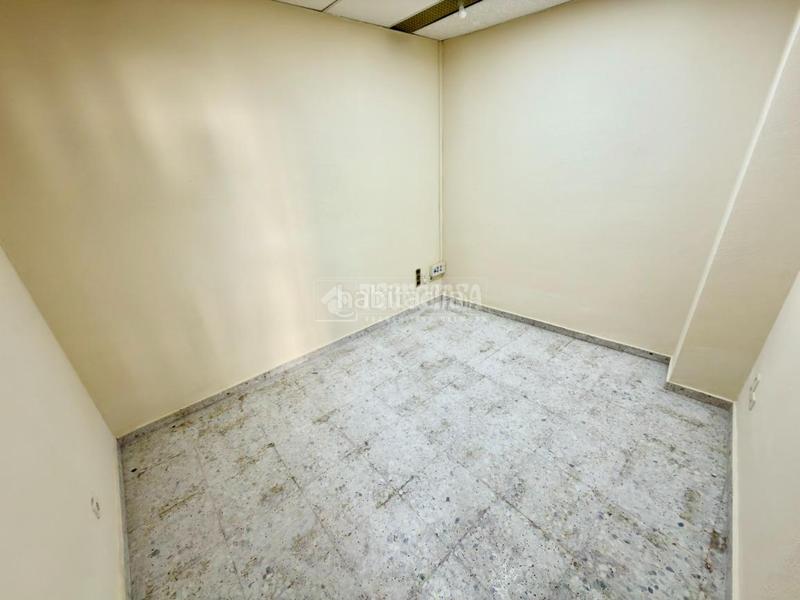 Foto f541d1bb-3738-4ee4-ab02-fc57c0dd8915. Rent business premise in Cabanillas del Campo