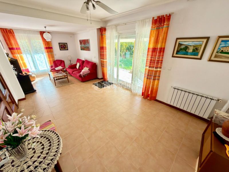 Foto 53df268b-6479-4d60-b0f7-dc3c48507984. Casa  en venta en Cabanillas del Campo