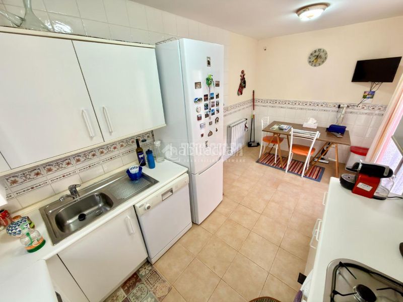 Foto 5e7397fb-145e-4fe2-9fe5-4d579035b6b3. Casa  en venta en Cabanillas del Campo