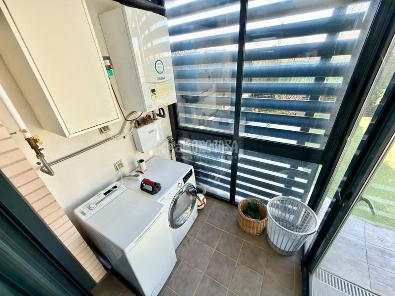 Foto 3a7d1b31-3902-47c3-b09e-44575b4e5bfa. Pis amb calefacció a Cabanillas del Campo