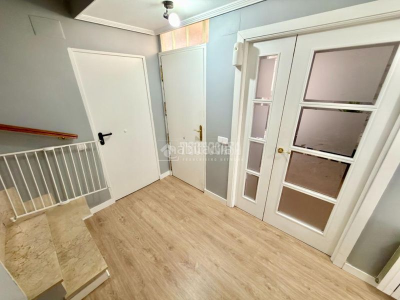 Foto 28f99924-1fc3-4610-bd51-59db8932da3f. Casa aparellada amb calefacció aparcament a Valdeaveruelo