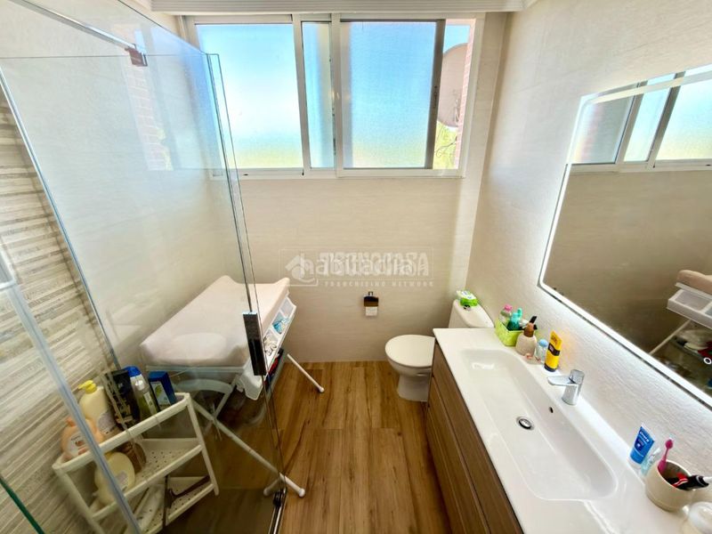 Foto 5089c1de-8a21-40da-92db-eb9a4a25b8d6. Casa aparellada amb calefacció aparcament a Valdeaveruelo