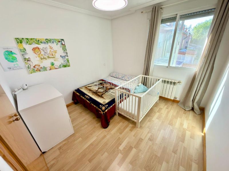 Foto 5fd4a6fe-db67-4a2d-99ca-e805b704c1e1. Casa aparellada amb calefacció aparcament a Valdeaveruelo