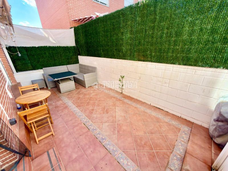 Foto a9963a85-bc72-4f2a-88d9-532dcaec84e3. Casa aparellada amb calefacció aparcament a Valdeaveruelo