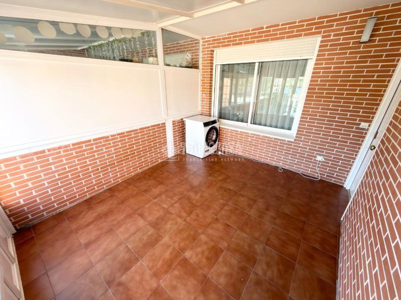 Foto bea92e86-6bfb-4e53-9b6c-cc4eb07c6b8e. Casa aparellada amb calefacció aparcament a Valdeaveruelo